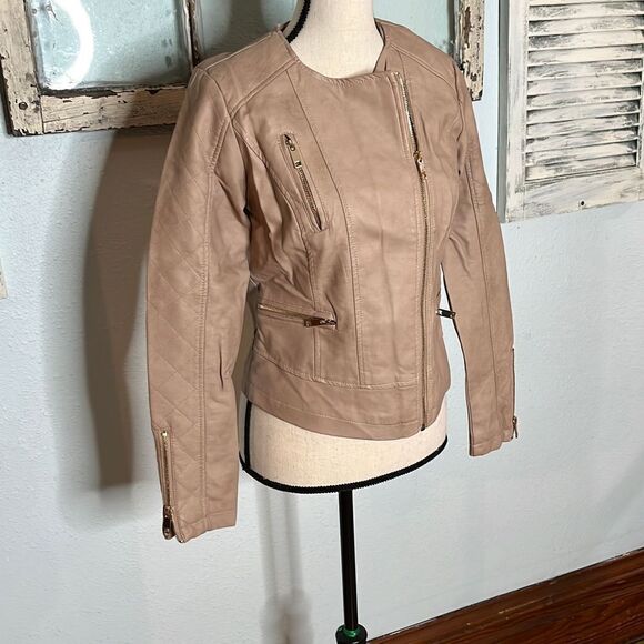 Gorgeous Urbanology Moto Style Jacket - Picture 3 of 12
